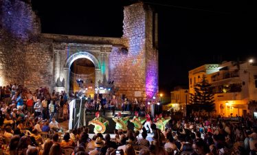 Baila bachata y merengue en Santo Domingo