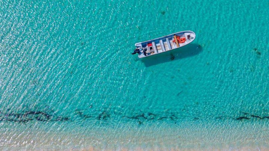 crop-w1199-h800-bahia-de-las-aguilas-foto-de-amilcar-kalaf-1-15064615-20201027200319-focus-0.32-0.47-896-504